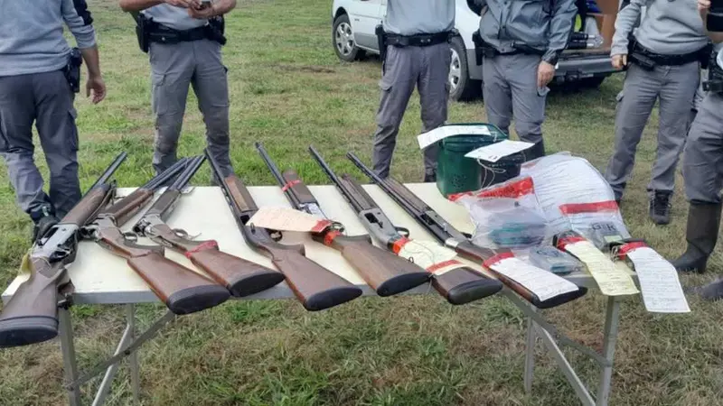 Coup de filet de l’OFB : 13 braconniers contrôlés, 12 fusils et du matériel saisi en Gironde