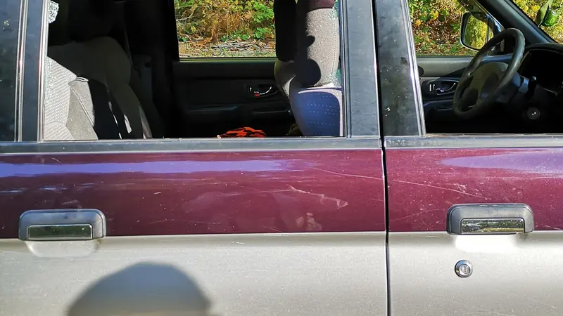 Reims, des anti-chasses ravagent 5 voitures de chasseurs