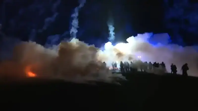 CRS vs agriculteurs Ariege