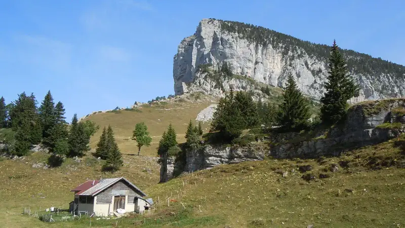 Un propriétaire interdit l’accès à ses terres et déclenche la colère des touristes et des randonneurs