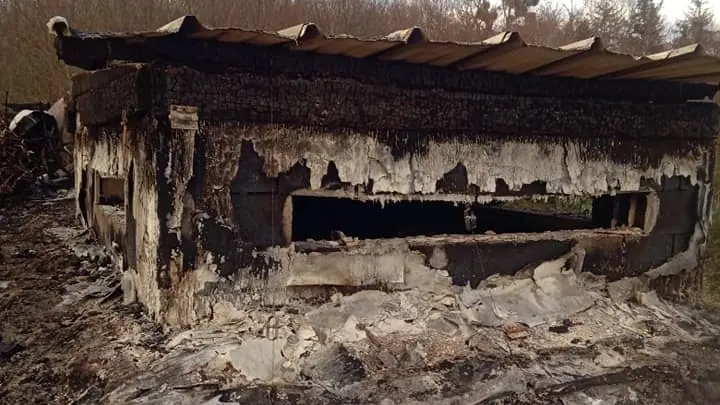 Gironde : une hutte volontairement incendiée