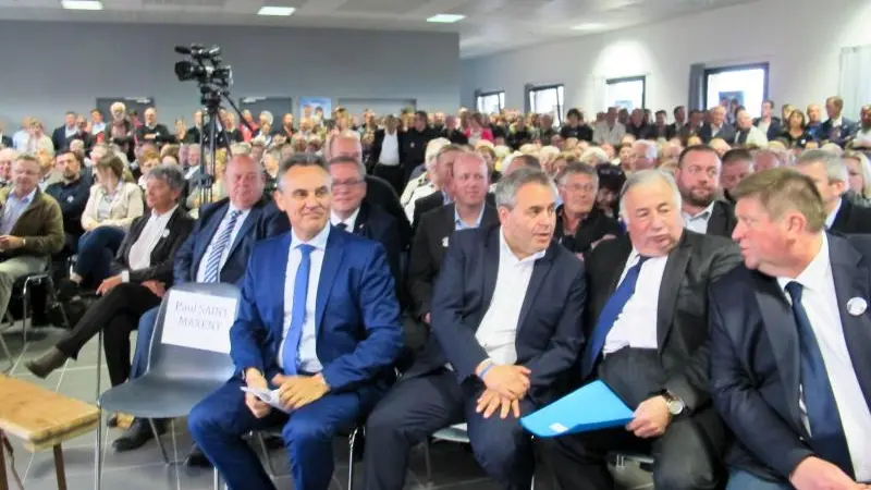 Xavier Bertrand et le radar de la baie de Somme utilisé par l’ISNEA dans le viseur d’une association naturaliste
