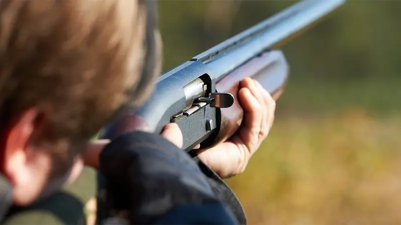 3 mois de prison avec sursis pour avoir tiré dans le genou d’un collègue de chasse
