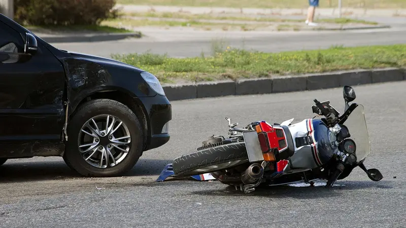 Un motard grièvement blessé en tentant d’éviter un sanglier.