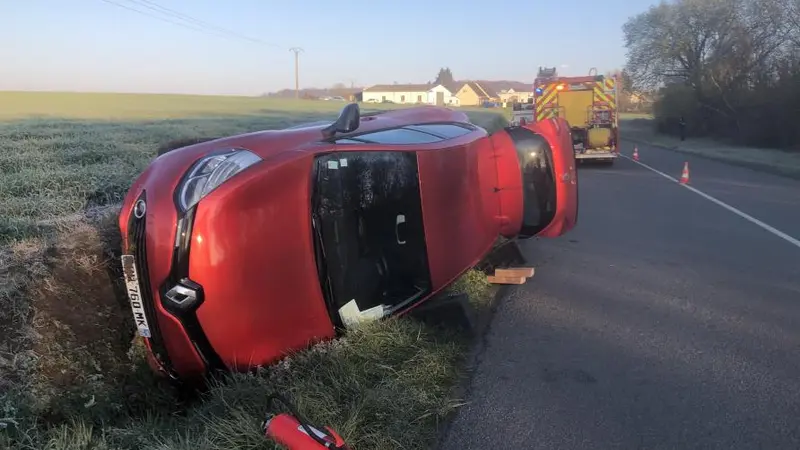 Aisne : Elle évite un sanglier et termine sa course au fossé