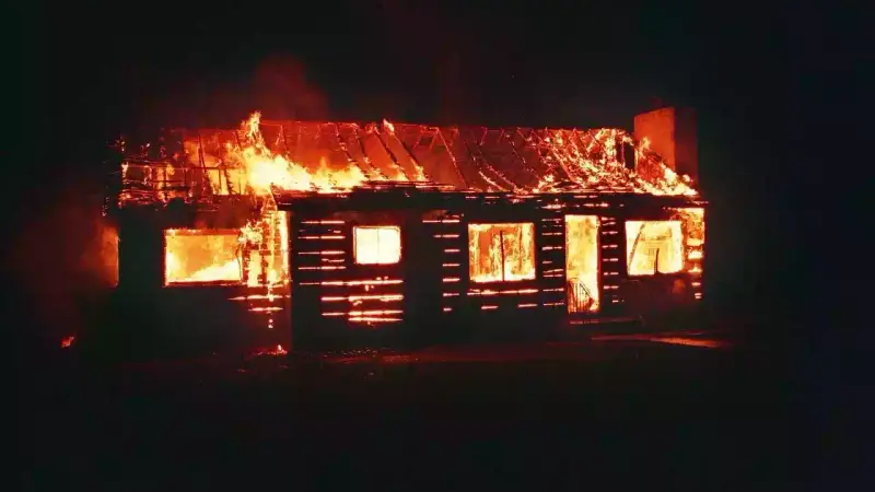cabane incendiée