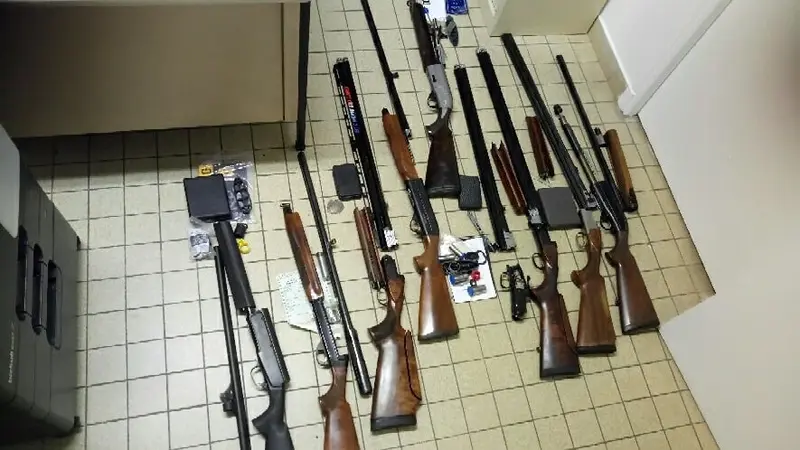 Les gendarmes interpellent les cambrioleurs d’une armurerie
