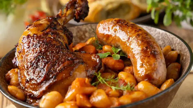 Du cassoulet remplace de justesse le couscous pour la promotion du Bio en France !
