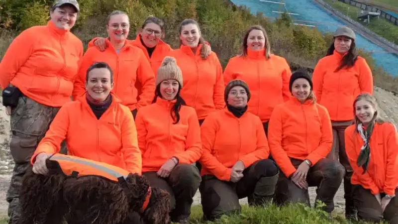 Jura : un refuge pour chiens refuse de prendre les dons d’une association de chasseresses