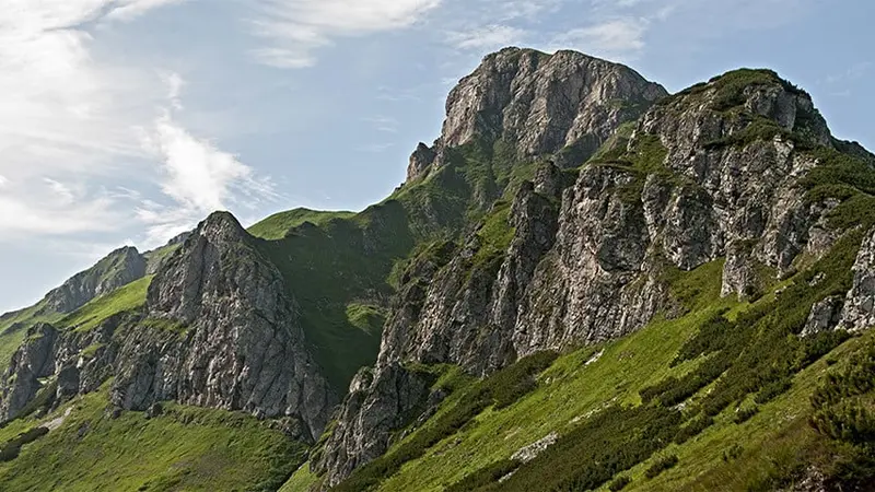 Chute mortelle pour un chasseur de 73 ans dans les Hautes-Alpes