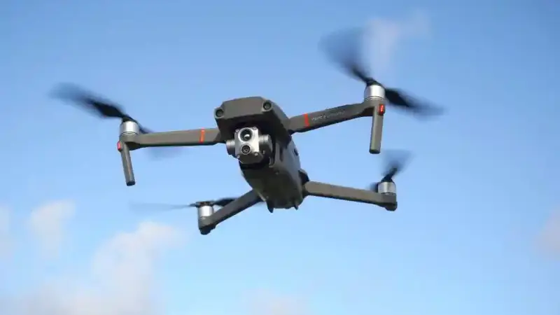 Vaucluse : un homme tire au fusil de chasse sur un drone qu’il pensait venu pour l’espionner