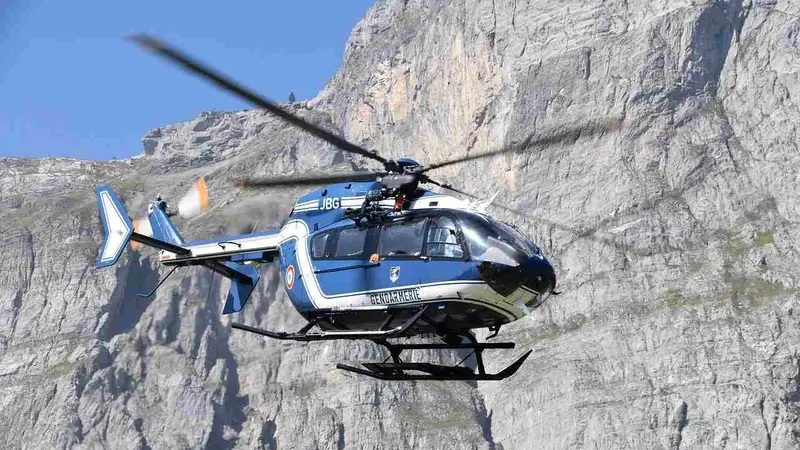 hélicoptère gendarmerie