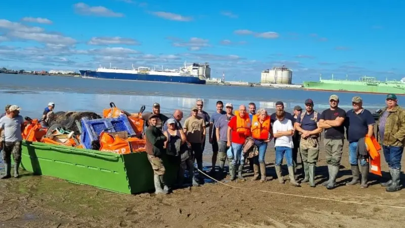 les chasseurs ont nettoyé l'estuaire de la Loire