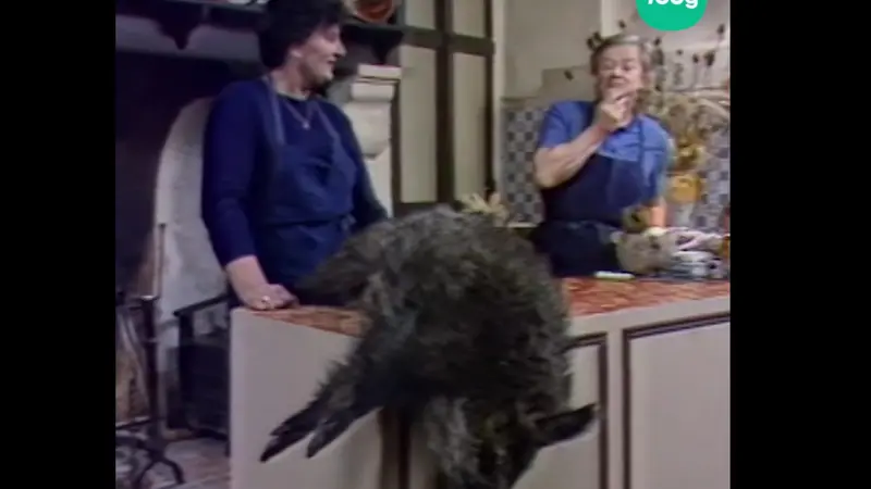 Quand Maïté dépeçait et cuisinait un sanglier à la télé !