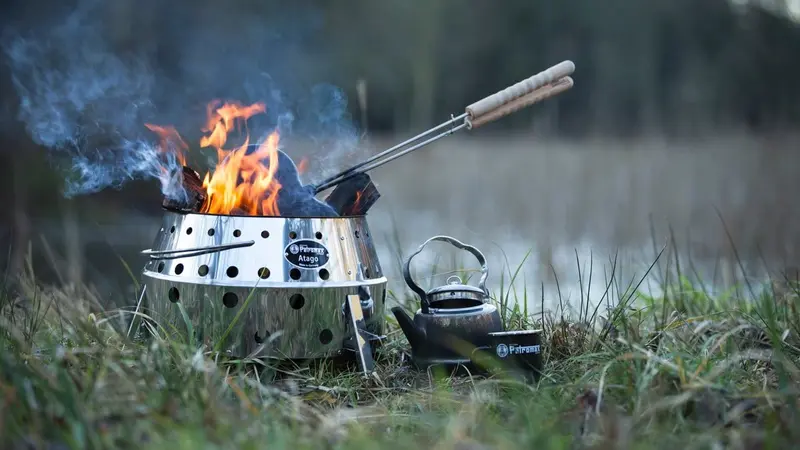 ATAGO, LE barbecue transportable de PETROMAX !
