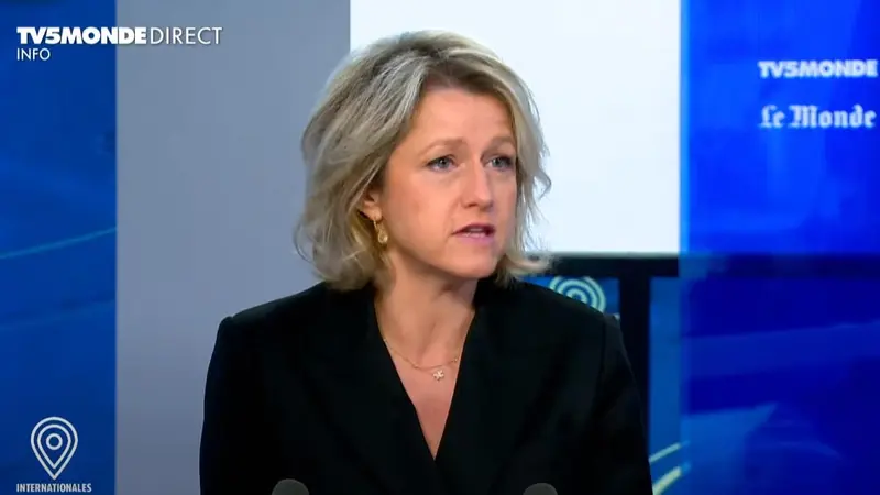 Barbara Pompili créé « l’alouette des bois » sur le plateau de TV5Monde