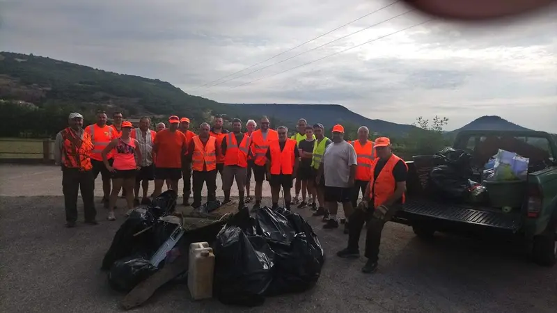 Octon : une tonne de déchets ramassés par les chasseurs