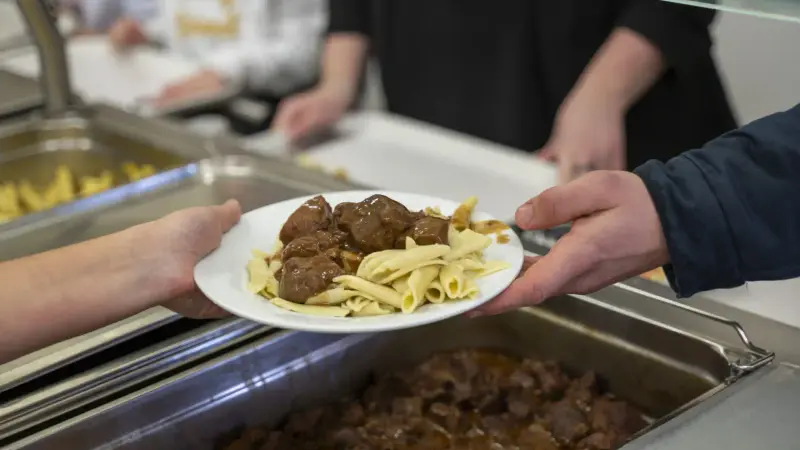 Haute-Marne : les collégiens découvrent le gibier à la cantine