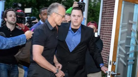 Walter Palmer sort de l’ombre