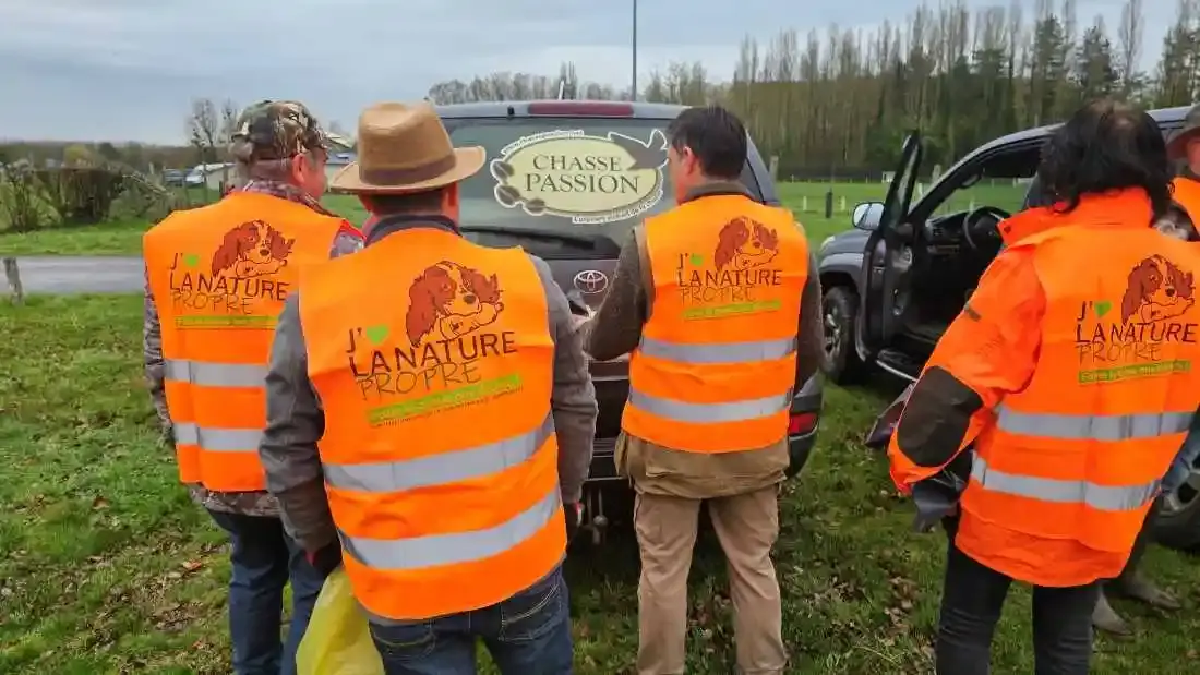 « J’aime la Nature Propre » 2026 : 160 000 bénévoles et 17 000 m³ de déchets, les chasseurs prouvent encore leur engagement sur le terrain