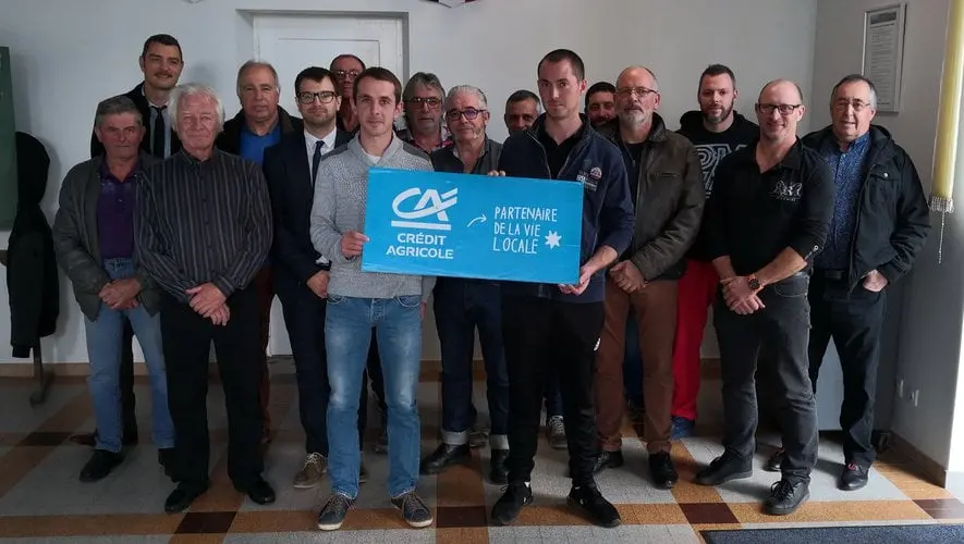 Le Crédit Agricole offre 750€ à une société de chasse dans le Tarn