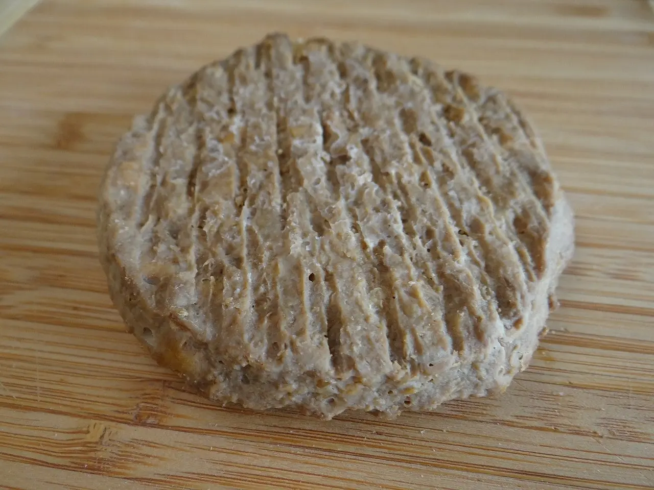 Les « saucisses » et les « steaks » végétaux, c’est fini