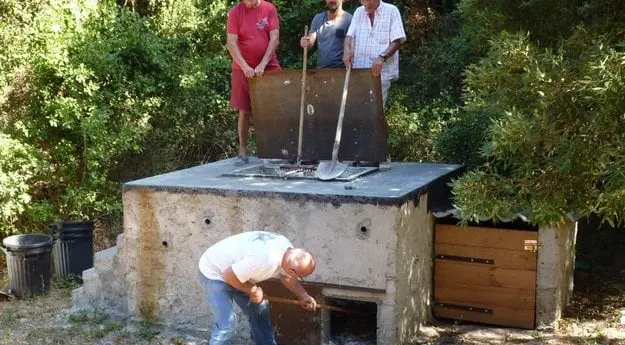 Fosse à gibier à Tomino en Corse