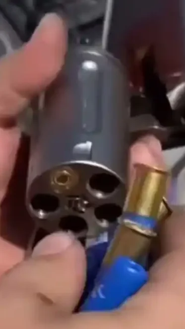 Miniature : [Vidéo] Un étonnant fusil 410 à barillet
