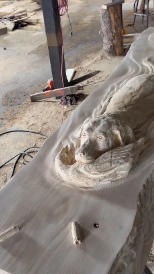 sculpture chien bois
