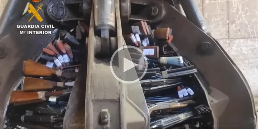 [Vidéo] Destruction de 1275 armes dans une usine