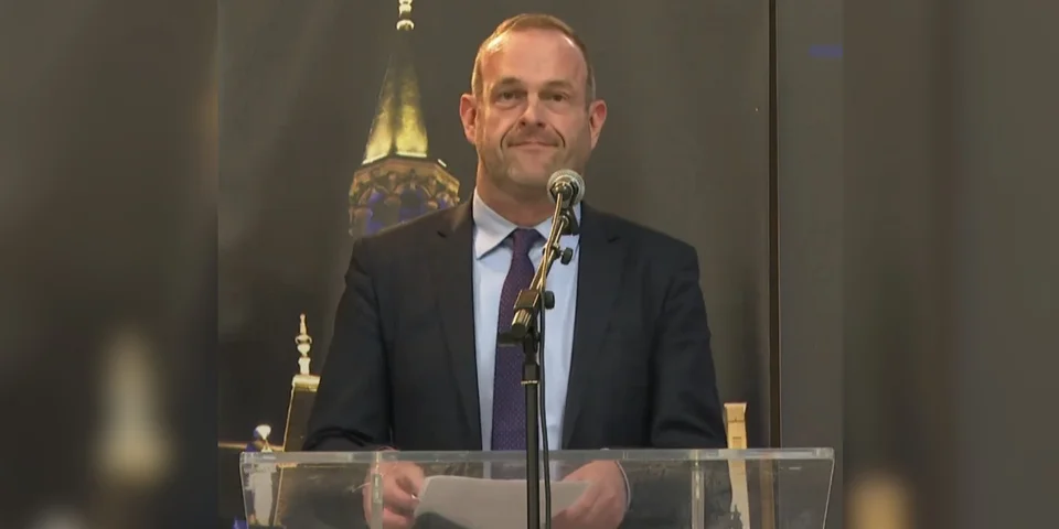« Je suis plutôt dans la rubrique anti-chasse » annonce Steeve Briois, suppléant de Marine Le Pen