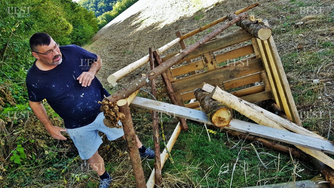 Meuse : 5 miradors de chasse détruits