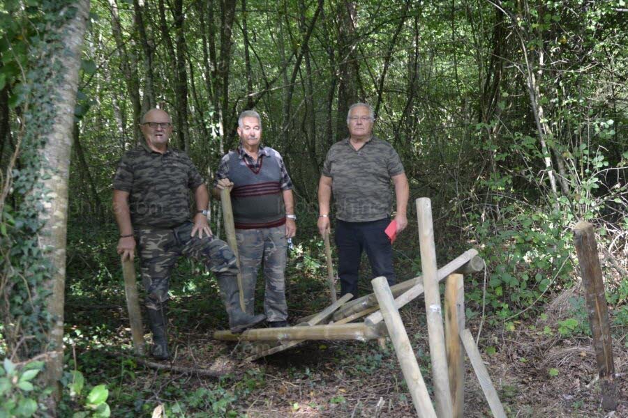 17 miradors de chasse détruits en Isère
