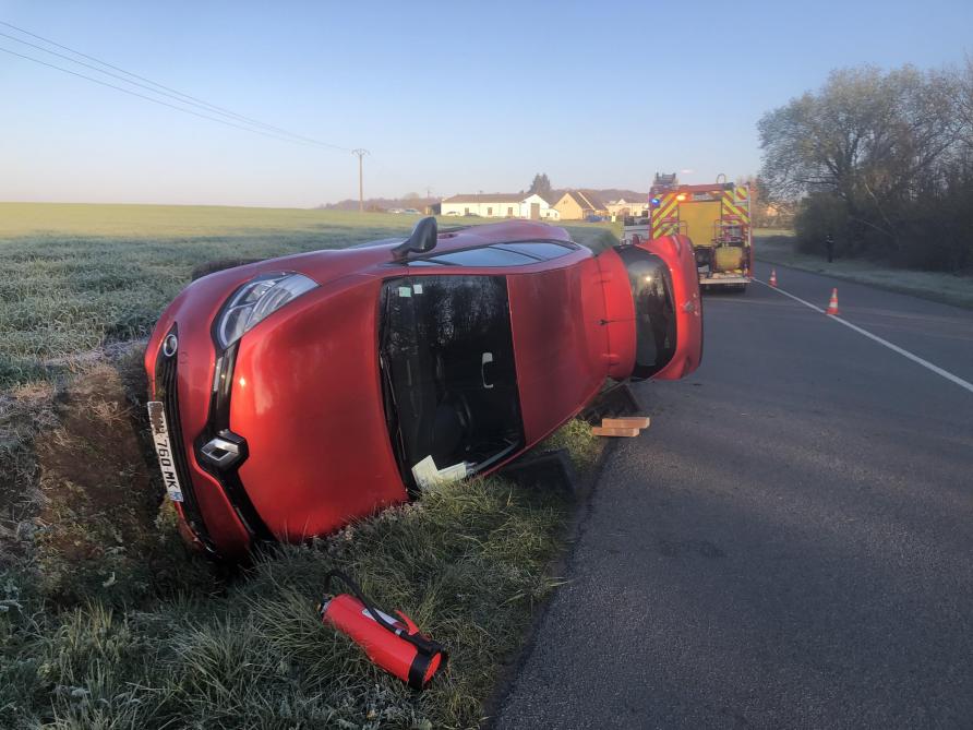 Aisne : Elle évite un sanglier et termine sa course au fossé