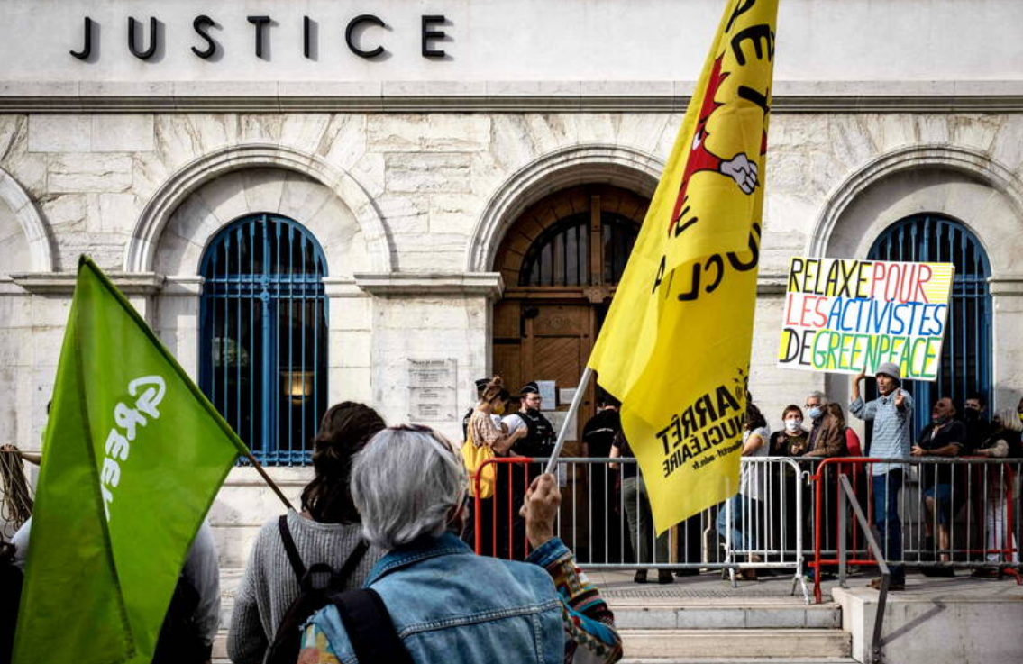 Greenpeace écope de seulement 123.000€ d’amende pour son intrusion dans une centrale nucléaire