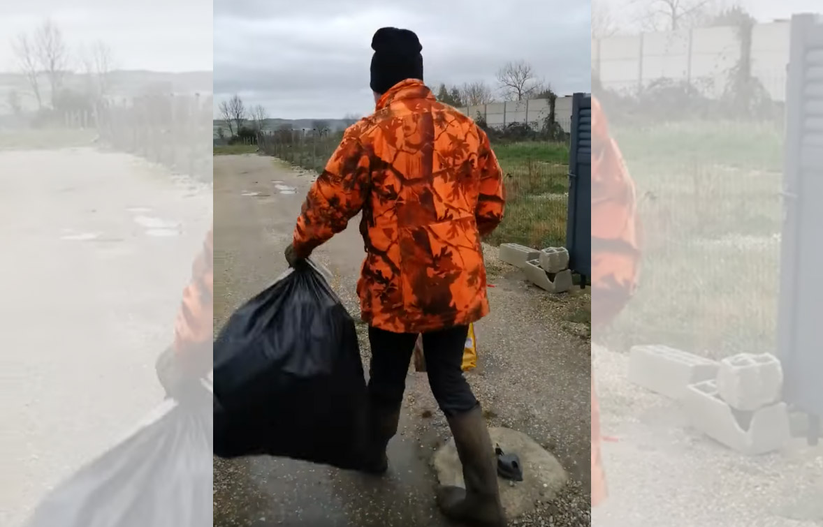 [Vidéo] Un chasseur ramène des déchets à leur propriétaire qui les avait laissés en pleine nature