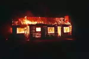 cabane incendiée