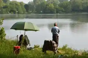 Strasbourg interdit la pêche au vif
