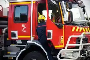 pompiers incendie cabane de chasse