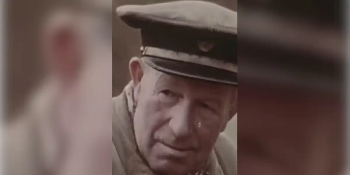 [Vidéo] Images d&rsquo;époque d&rsquo;un garde qui avait déjà une bonne idée de la situation sur le lapin, et pas que…