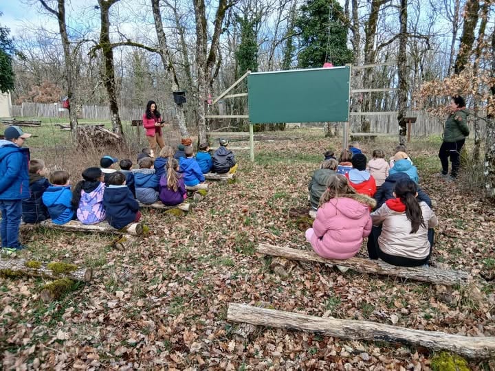 classe en foret fdc aveyron
