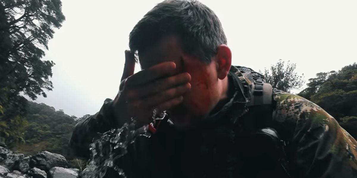 [Vidéo] Un Youtubeur chasse blessé au visage lors de l&rsquo;explosion de son arme