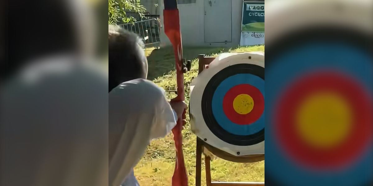 [Vidéo] Un ancien Président de la République s&rsquo;essaie au tir à larc