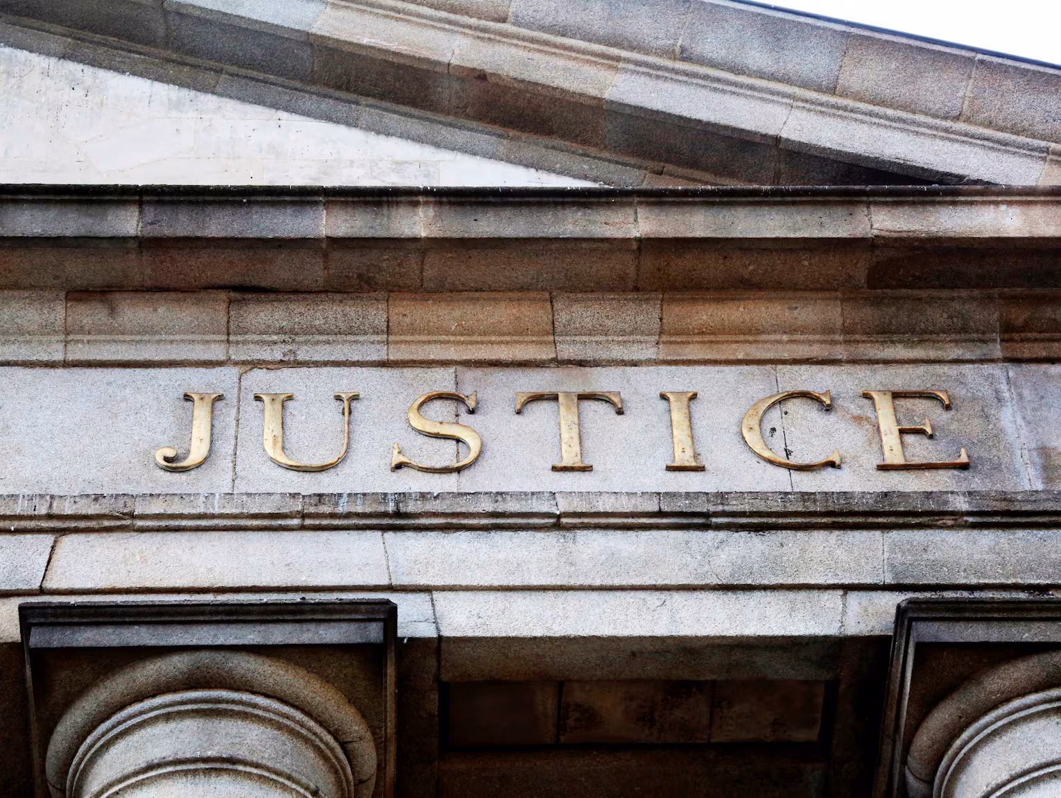 Un éleveur condamné à 5 ans de prison après avoir blessé un cambrioleur, chronique d’une ruralité désabusée