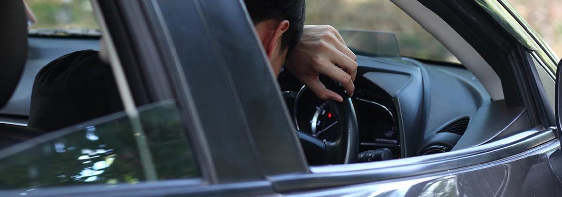 homme-voiture