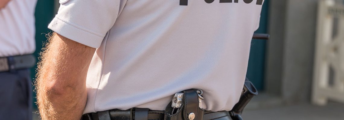 police-braconnier-agent
